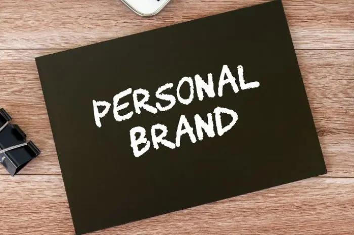 Menciptakan Personal Branding yang Kuat di Dunia Kerja